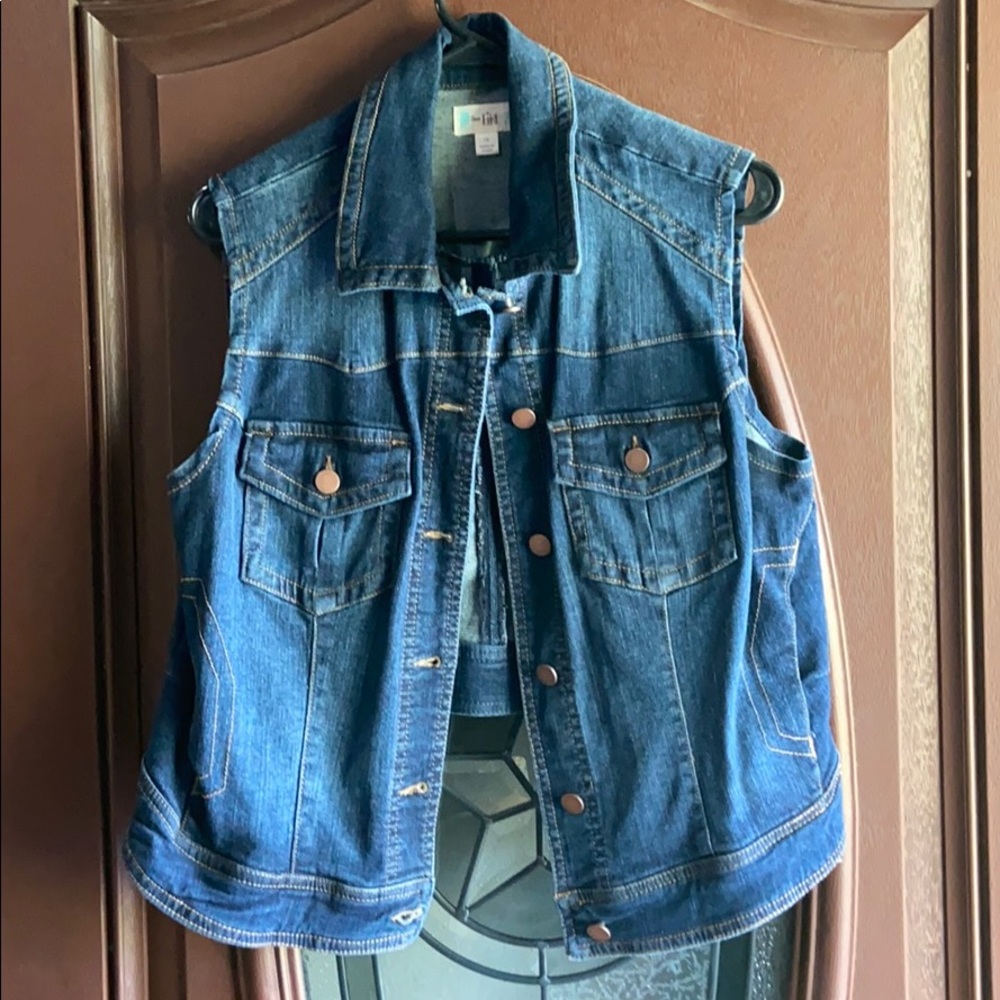 Women’s Denim Vest